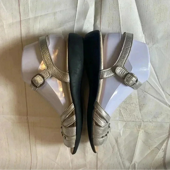 Mephisto Relax Shimmer Nubuck Sandals Size 38 - Picture 5 of 14